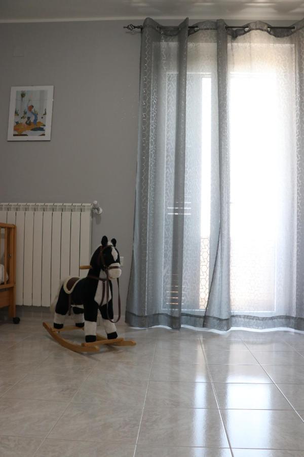 Casa Degli Ulivi Con Parcheggio Privato Apartment Muro Lucano Bagian luar foto