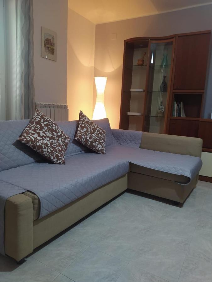 Casa Degli Ulivi Con Parcheggio Privato Apartment Muro Lucano Bagian luar foto